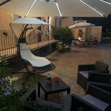 Bb Borgo Biella فندق مبيت وإفطار Candelo