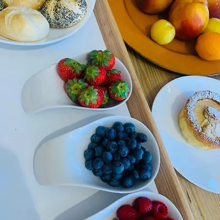 Bb Borgo Biella Bed & Breakfast *