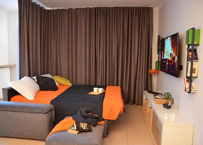 Bb Borgo Biella فندق مبيت وإفطار 4*